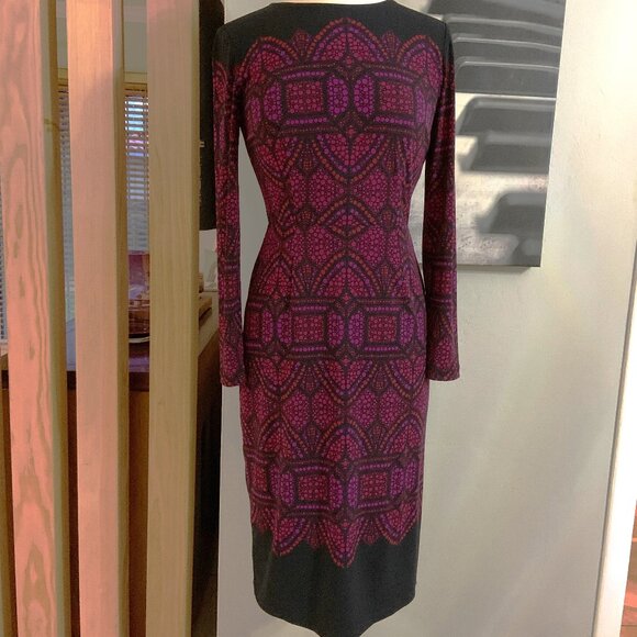 Maggy London Long Sleeve Abstract Circle Print Midi Sheath Dress - Picture 1 of 5